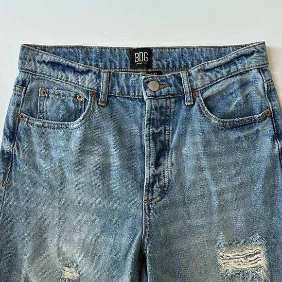 UO BDG Slim Straight Distressed Ankle Jeans Size 28 - Picture 3 of 10
